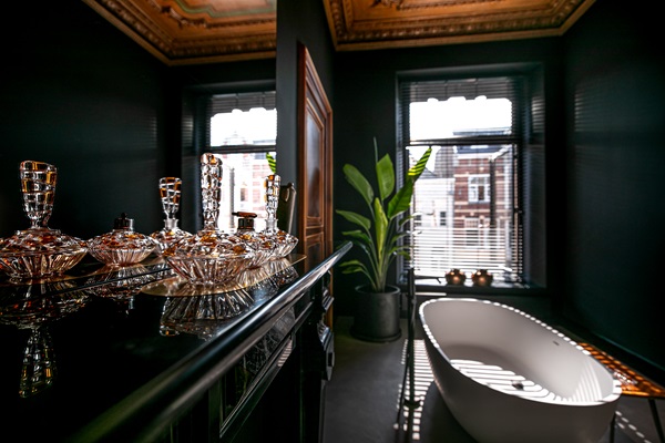 De badkamer van B&B N10 in Roermond